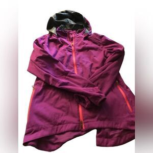 Nike wind jacket size medium excellent condition like new